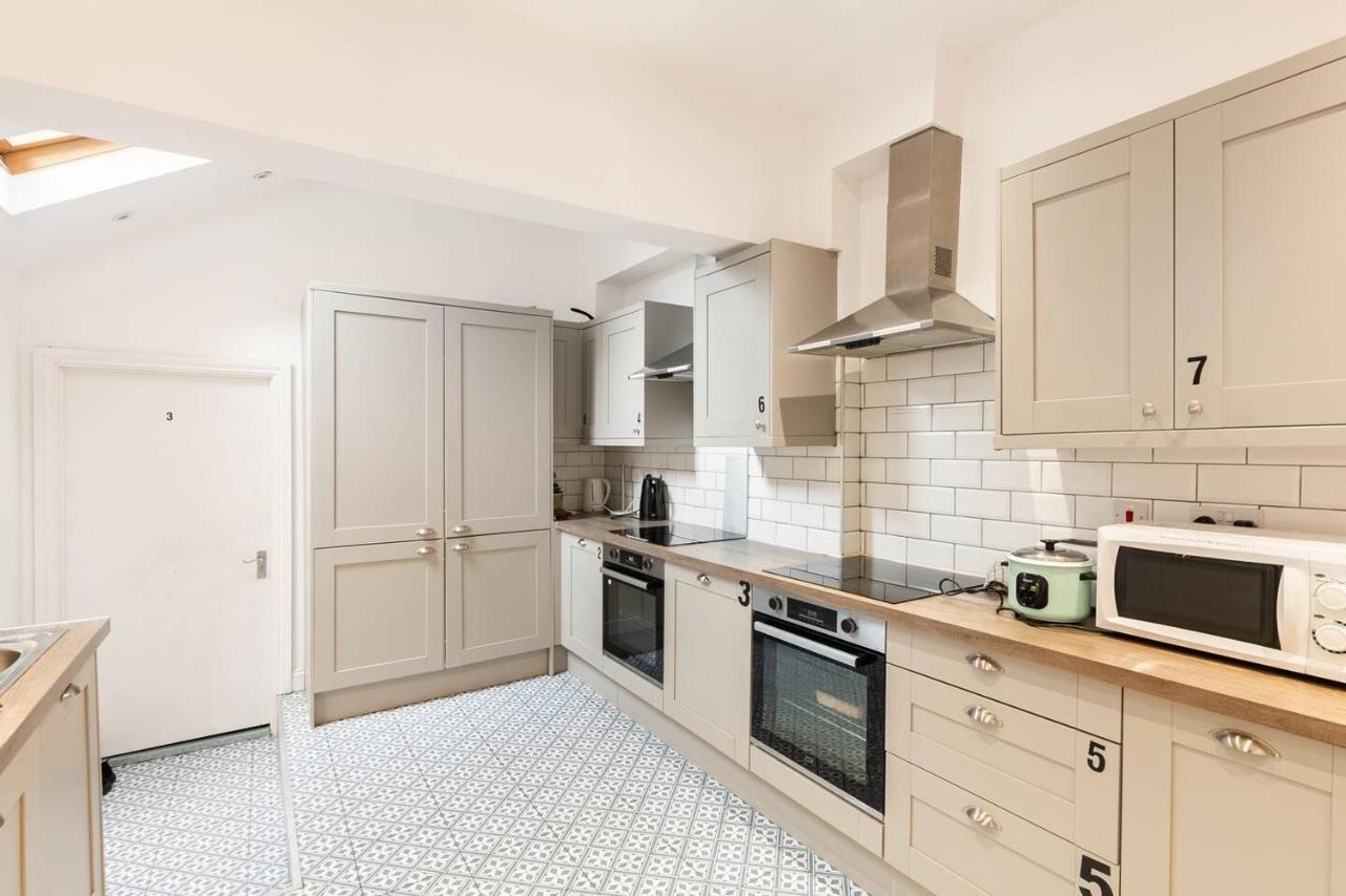 Northumberland Boutique Guest House #3 โคเวนทรี ภายนอก รูปภาพ